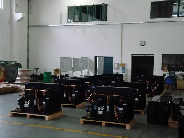 Agregate de răcire Risto în producție – unități de răcire pentru tancuri de lapte